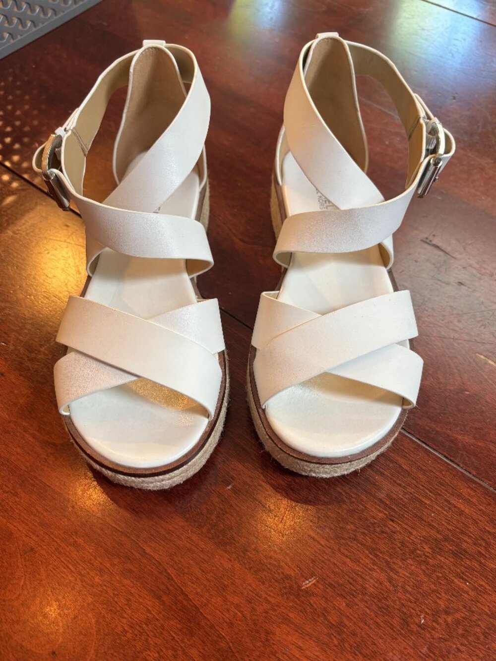 MICHAEL Michael Kors Women's Lynn Buckle Espadrille Sandals White, Sz 7 Like New
